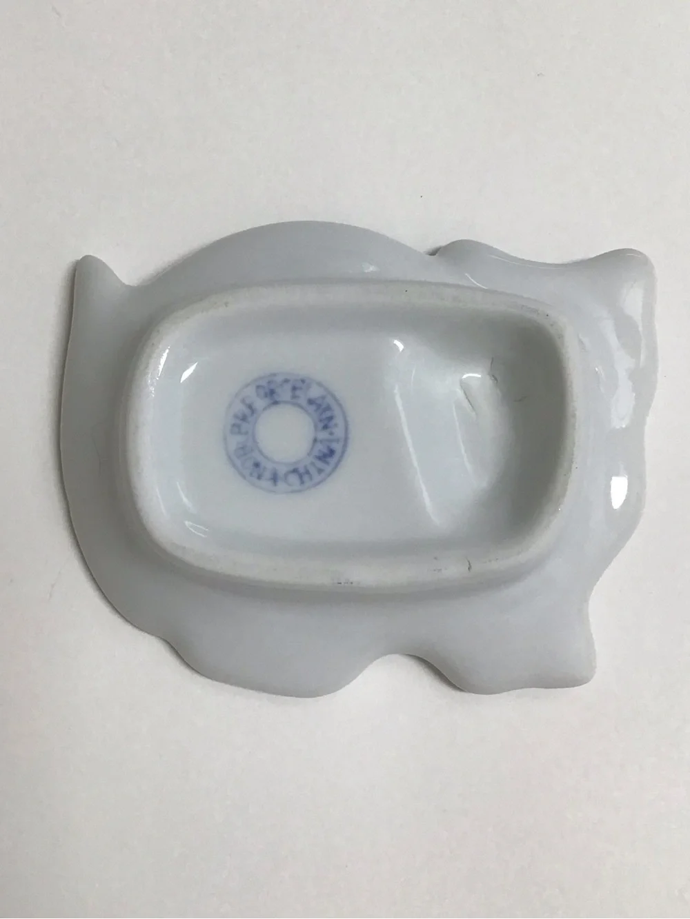 Knobler Porcelain White Cat Tea Bag Holder Trinket Dish Gum 3x4” Japan Vintage